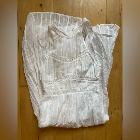 ASOS | White Detailed Maxi Dress - Picture 8 of 9